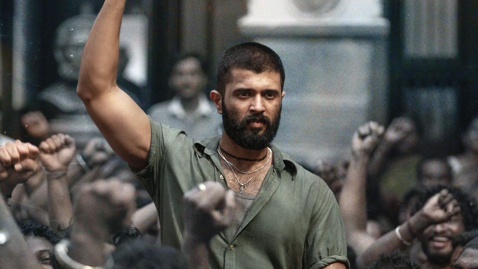 విజయ్ దేవరకొండ కింగ్‌డ‌మ్‌ రిలీజ్ డేట్ ప్రోమో అదుర్స్.. ఇది ఫైర్ అంటూ రష్మిక మందన్న రియాక్షన్