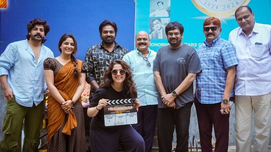 మూవీ లవర్స్ ఇంట్రెస్టింగ్ గా ఎదురు చూస్తున్న కాంబినేషన్ పూరి జగన్నాథ్-విజయ్ సేతుపతి. పూరి డైరెక్షన్ లో విజయ్ సేతుపతి సినిమా లాంఛనంగా ప్రారంభమైంది. 
