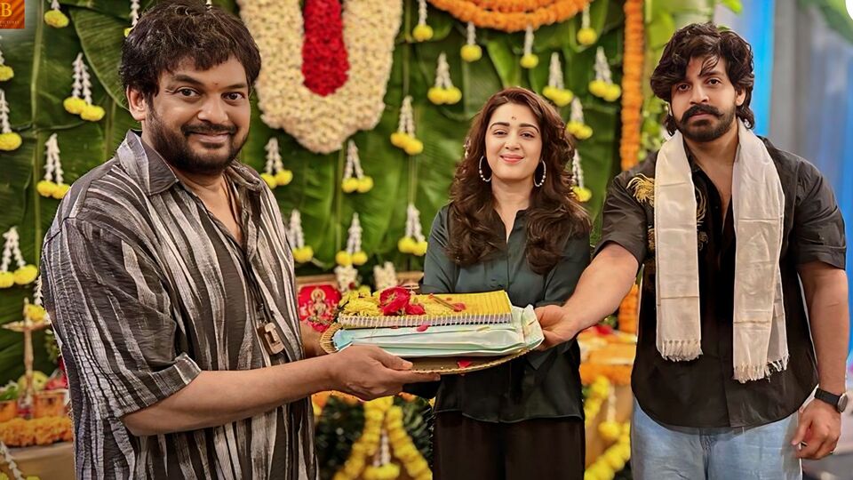 <p>పూరి సేతుపతి వర్కింగ్ టైటిల్ తో పూరి జగన్నాథ్ డైరెక్షన్ లో విజయ్ సేతుపతి హీరోగా మూవీ తెరకెక్కుతోంది. ఈ సినిమా షూటింగ్ హైదరాబాద్ లో ప్రారంభమైనట్లు ప్రకటించారు. </p>(x/PuriConnects)