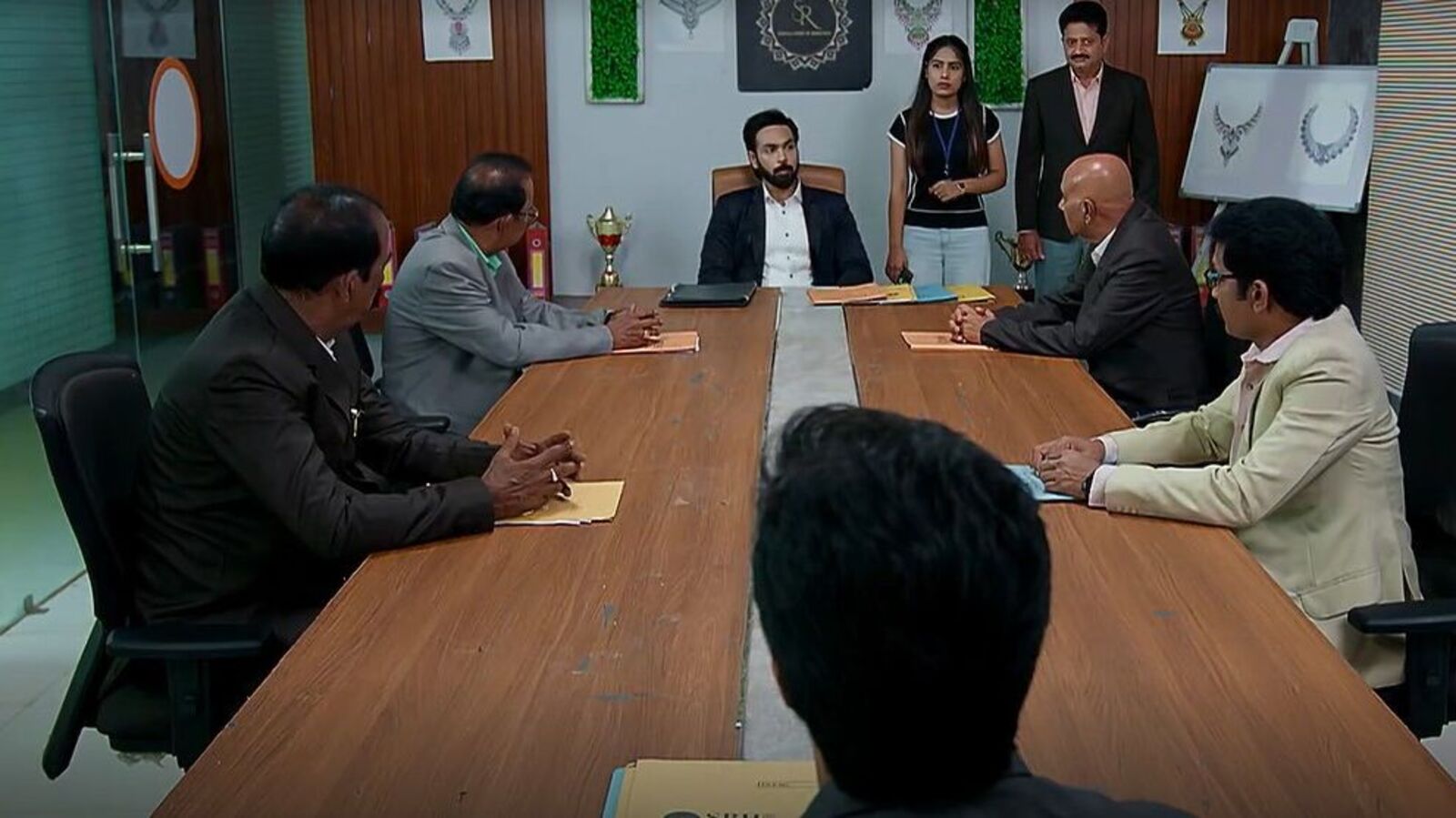 బ్రహ్మముడి జులై 9 ఎపిసోడ్: ఇంట్లో వాళ్లను భయపెట్టిన రాజ్.. కావ్యను బెదిరించిన యామిని.. ఉచ్చులో చిక్కిన అప్పూ