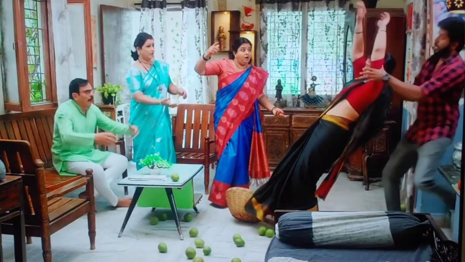 గుండె నిండా గుడి గంటలు టుడే ఎపిసోడ్: రోహిణి ప్రెగ్నెన్సీ నాటకం- అత్తను ఏమార్చిన కోడలు- అందరిముందు బాలు, మీనా రొమాన్స్!