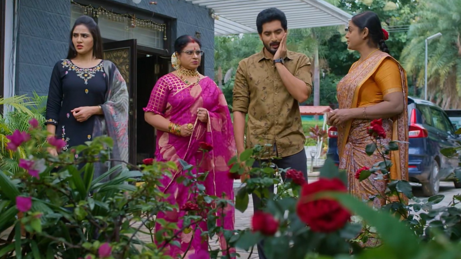 కార్తీక దీపం 2 టుడే ఎపిసోడ్: జ్యోత్స్నను లాగిపెట్టి కొట్టిన పారు.. నోరుజారి నిజం చెప్పిన జ్యో.. దీపతో కార్తీక్ డ్యూయెట్