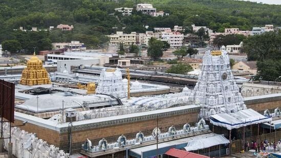 3వ రోజు తెల్లవారుజామున హోటల్ నుంచి బయల్దేరుతారు. తిరుమలకు చేరుకుంటారు. ఉచిత క్యూ దర్శనం ఉంటుంది. ఆ తర్వాత హోటల్ వద్ద డ్రాప్ చేస్తారు. సాయంత్రం 06.35 గంటల నుంచి తిరుపతి రైల్వే స్టేషన్ నుంచి రైలు (12798నెంబర్ ) బయల్దేరుతుంది. ఉదయం 06.20 గంటలకు కాచిగూడకు చేరుకోవటంతో టూర్ ప్యాకేజీ ముగుస్తుంది.