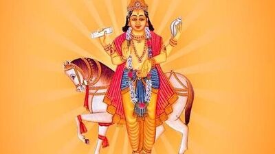 <p>గురువు నక్షత్ర సంచారంలో మార్పు: బుధుడు ఆరుద్ర నక్షత్రానికి అధిపతి. ఆరుద్ర నక్షత్రంలోకి గురువు అడుగు పెట్టినప్పుడు సానుకూల మార్పులను చూడొచ్చు. జ్ఞానం, వ్యాపారం, కమ్యూనికేషన్, తెలివి వంటి వాటిపై ప్రభావం పడుతుంది. ఆరుద్ర నక్షత్రం రెండవ పాదంలోకి గురువు ప్రవేశించినప్పుడు కొన్ని రాశుల వారికి శుభ ఫలితాలు కలుగుతాయి. ఈ మూడు రాశుల వారికి బోలెడు లాభాలు కలుగుతాయి. మరి వీరిలో మీరు ఉన్నారేమో చూసుకోండి.</p> (pinterest)