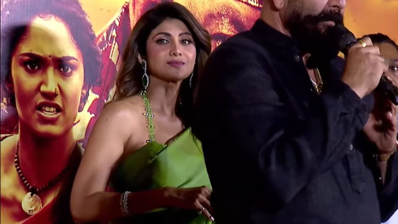 హిందీలో కాకుండా నేను మొదట తెలుగులోనే సినిమా చేశాను.. 50 ఏళ్ల హాట్ హీరోయిన్ శిల్పా శెట్టి కామెంట్స్