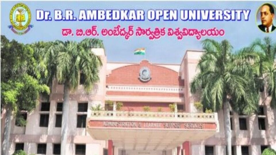 <p>అర్హత కలిగిన అభ్యర్థులు <a href="https://braou.ac.in/" target="_blank">https://braou.ac.in/</a> వెబ్ సైట్ లోకి వెళ్లి అప్లికేషన్ చేసుకోవాల్సి ఉంటుంది. ఇందుకు 13 ఆగస్టు 2025వ తేదీని తుది గడువుగా నిర్ణయించారు. ఈలోపే అభ్యర్థులు దరఖాస్తు చేసుకోవాలని అధికారులు సూచిస్తున్నారు.</p>