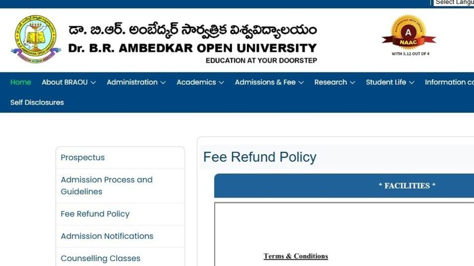 <p>ఆన్ లైన్ అప్లికేషన్ ఫీజుతో పాటు ట్యూషన్‌ ఫీజును ఆన్‌లైన్‌ విధానంలో చెల్లించాల్సి ఉంటుంది. క్రెడిట్/డెబిట్ కార్డు ద్వారా ఏపీ, టీఎస్ ఆన్లైన్ సెంటర్ ల ఈ ప్రాసెస్ చేసుకోవచ్చు. ఆయా కోర్సులను బట్టి ఫీజులు ఉంటాయి. అధికారిక సైట్ <a href="https://braou.ac.in/index#gsc.tab=0" target="_blank">https://braou.ac.in/index#gsc.tab=0</a> లో వివరాలను కూడా పొందుపరిచారు.</p>