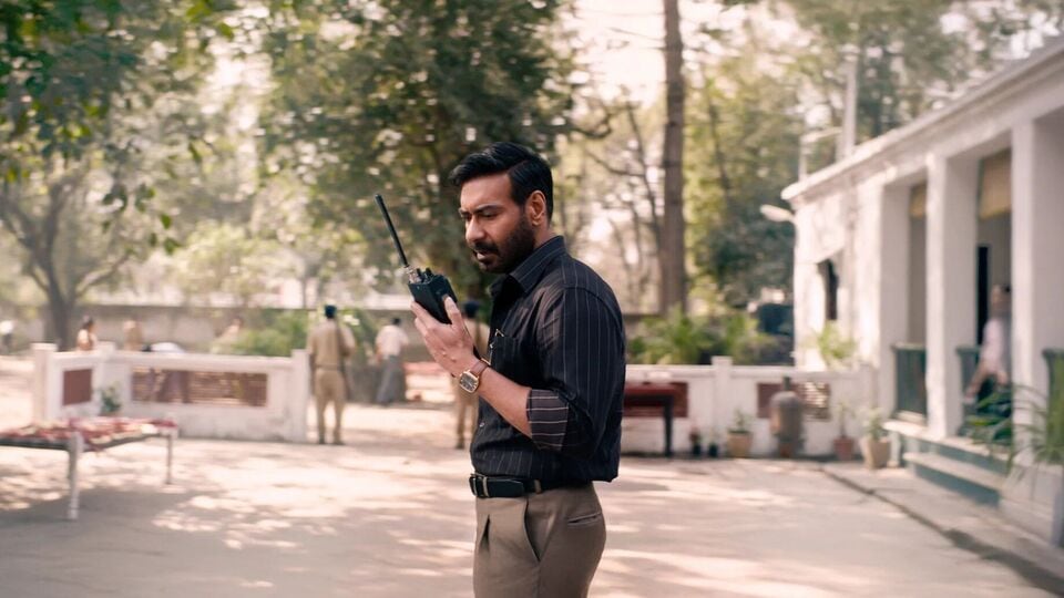 <p>టాప్ 5 సినిమాల్లో రెండో స్థానంలో రైడ్ 2 మూవీ ఉంది. ఇది కూడా నెట్‌ఫ్లిక్స్ లోనే స్ట్రీమింగ్ అవుతోంది. ఈ సినిమాకు 3.1 మిలియన్ వ్యూస్ వచ్చాయి.</p>