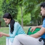 <p>ప్రతి సంబంధంలో తగాదాలు, వాదనలు ఉండటం సాధారణం. కానీ మీ భార్య నిరంతరం కోపంగా ఉన్నప్పుడు ఇంట్లో వాతావరణం కొంచెం తీవ్రంగా మారవచ్చు. మీరు కూడా కోపంగా రియాక్ట్ అవ్వకూడదు. మీ ఇద్దరి మధ్య సంబంధాన్ని తెలివిగా నిర్వహించడం ముఖ్యం. మొదట మీ భార్యను ఎలా శాంతపరచాలో, ఓదార్చాలో నేర్చుకోండి. ఆమె సంతోషంగా ఉంటే ఇంట్లో అంతా హ్యాపీగా ఉంటుంది.</p>