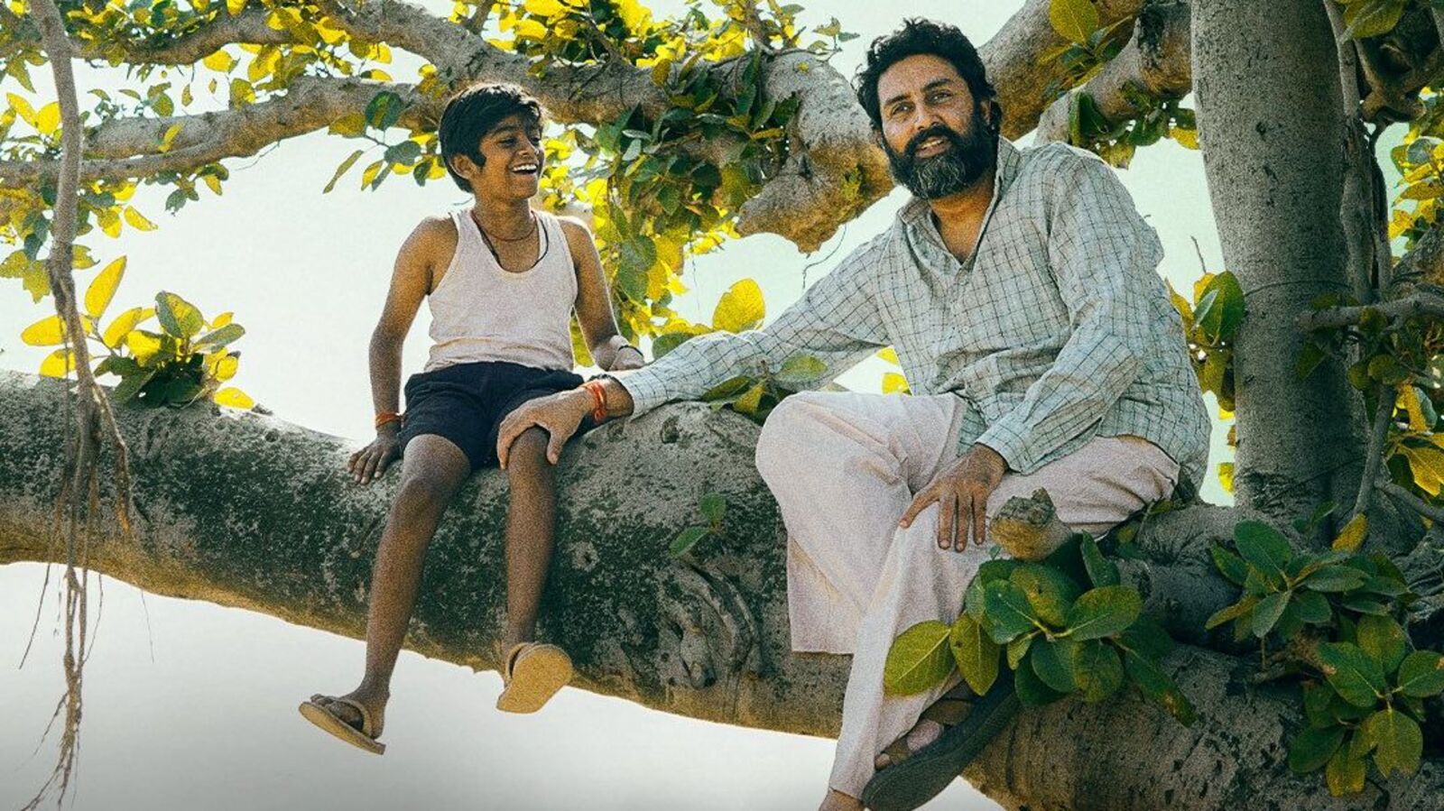 ఓటీటీలో ప్రతి ఒక్కరూ చూడాల్సిన సినిమా ఇది.. గుండెల్ని పిండేస్తుంది.. అభిషేక్ నటనకు హ్యాట్సాఫ్.. ఐఎండీబీలో 8 రేటింగ్..