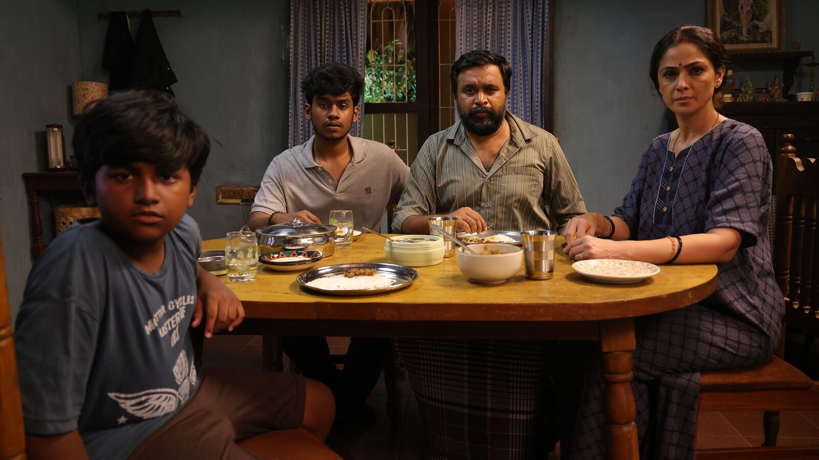 ఓటీటీలో 2025లో అత్యధిక లాభాలు తెచ్చిపెట్టిన సినిమా- 7 కోట్ల బడ్జెట్, ఏకంగా 1200 శాతం ప్రాఫిట్- తెలుగులోనే స్ట్రీమింగ్!