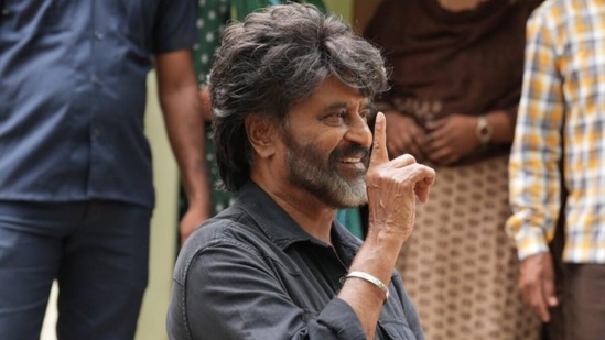 కూలీ - రజినీకాంత్ సినిమా కూలీ ఈ లిస్ట్ లో మొదటి స్థానంలో ఉంది. ఆగస్టు 14న ఈ చిత్రం థియేటర్లలో విడుదల కానుంది. లోకేష్ కనగరాజ్ దర్శకత్వం వహించాడు.
