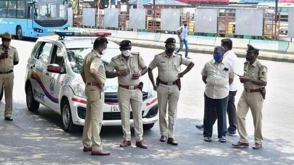  బెంగళూరులో ఇంటింటికీ పోలీస్