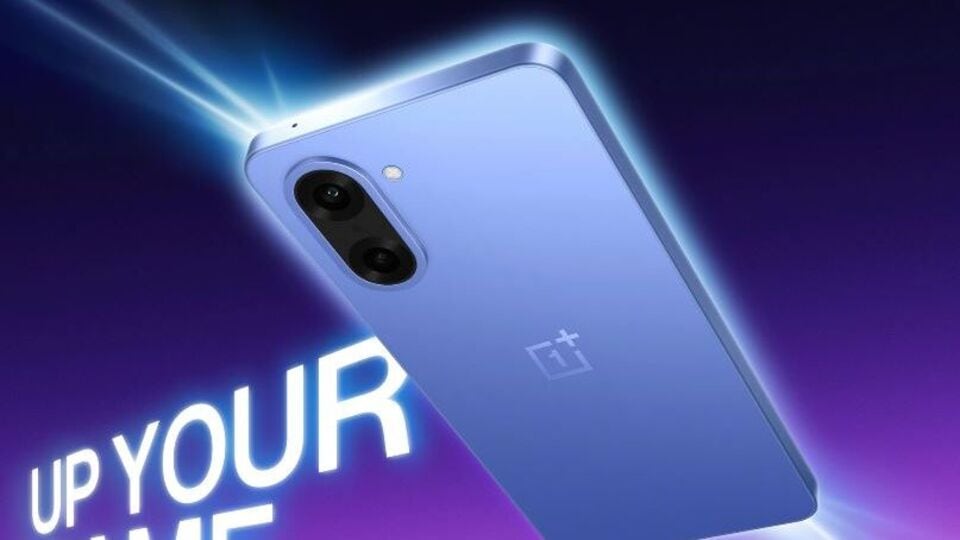 <p>ఈ స్మార్ట్​ఫోన్​లో 7100ఎంఏహెచ్​ బ్యాటరీ, 80వాట్​ ఫాస్ట్​ ఛార్జింగ్​ సపోర్ట్​ వంటివి లభిస్తున్నాయి. యూఎస్​బీ టైప్​ సీ కనెక్షన్​ లభిస్తోంది.</p>