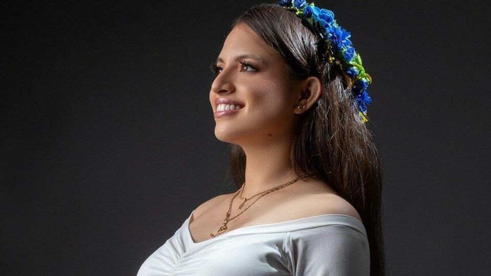 <p>గర్భధారణ సమయంలో ఎలాంటి కాంప్లికేషన్స్​ లేనప్పుడు, హస్తప్రయోగం చేసుకోవడం మంచిదే అని నిపుణులు చెబుతున్నారు. ఇది ఆరోగ్యానికి కూడా మంచిదని వివరిస్తున్నారు. పుట్టబోయే బిడ్డకు ఎలాంటి హానీ జరగదని అంటున్నారు.</p>