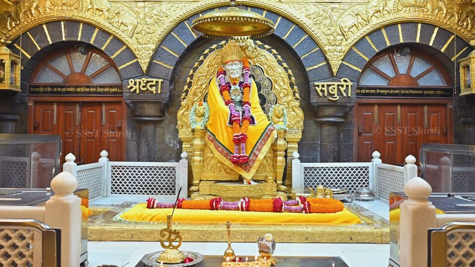 <p>04027702407, 9701360701 మొబైల్ నెంబర్లను కూడా సంప్రదించవచ్చు. పూర్తి వివరాలను తెలుసుకోవచ్చు.</p>(Image Source @SSSTShirdi 'X')