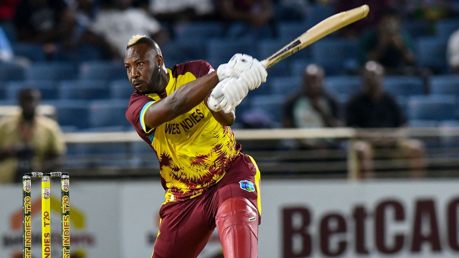 విండీస్ డేంజరస్ ప్లేయర్ రిటైర్మెంట్.. లాస్ట్ మ్యాచ్ లోనూ సిక్సర్ల ఊచకోత.. కొడితే సైట్ స్క్రీన్ పగిలింది