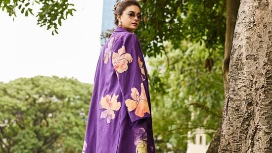 ఓ పార్కులో ఆమె ఈ ఫొటో షూట్ చేసినట్లు కనిపిస్తోంది.