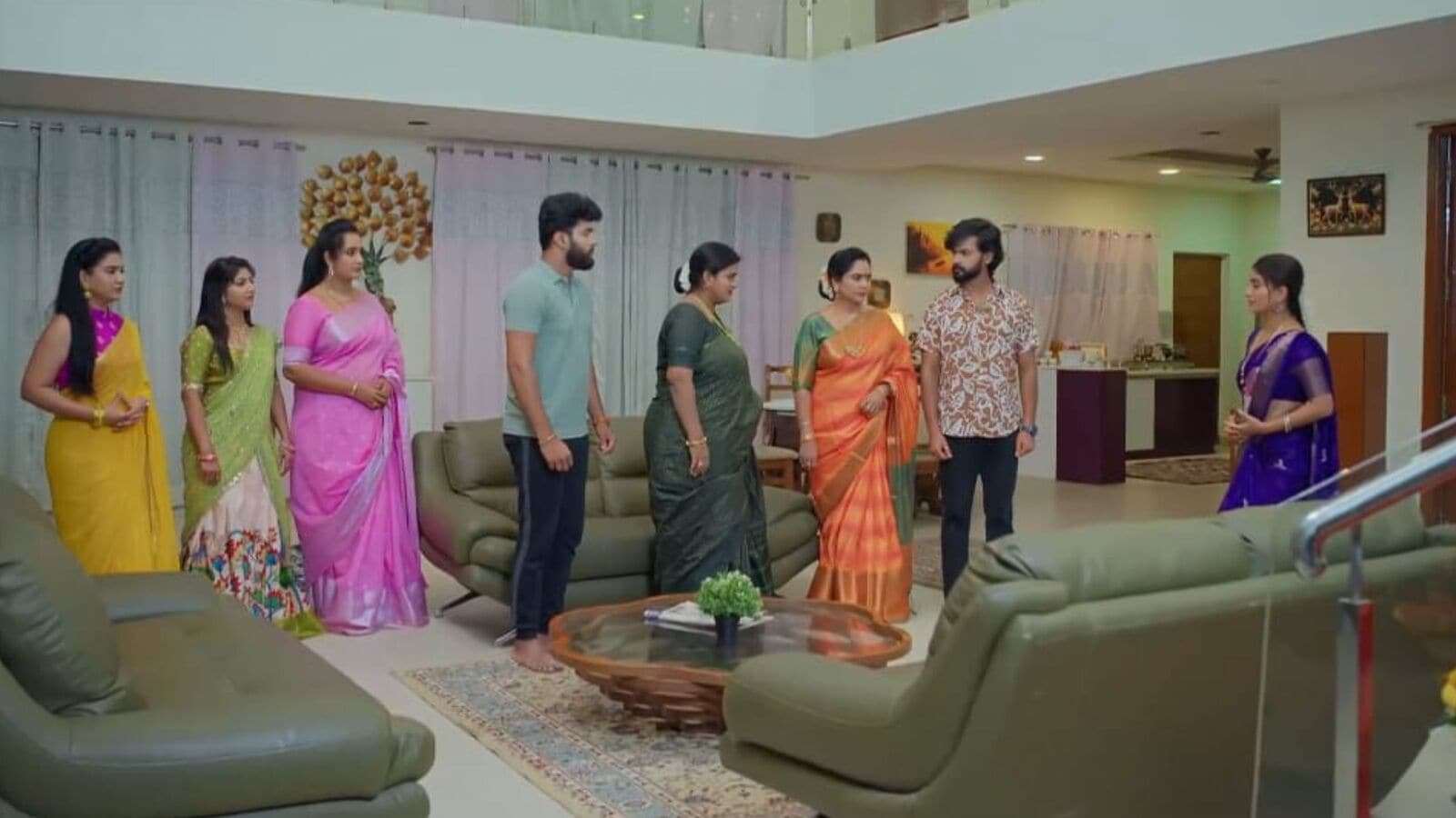 నిన్ను కోరి జూలై 26 ఎపిసోడ్: చంద్రకళ తల్లి సుభద్ర అని తెలుసుకున్న శ్యామల- ఇంట్లోంచి వెళ్లమంటూ చంద్రపై పిన్ని ఉగ్రరూపం