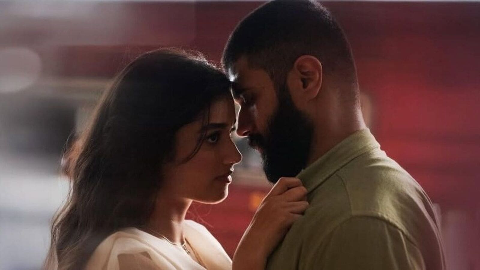 రెండో రోజు పడిపోయిన కింగ్డమ్ కలెక్షన్స్.. 50 కోట్ల క్లబ్ దిశగా విజయ్ దేవరకొండ మూవీ.. హరి హర వీరమల్లుతో పోటీ!