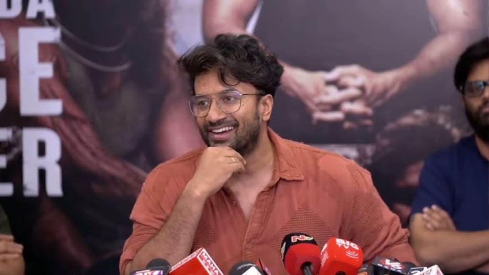 అందరూ భయపడే రిస్క్ చేసి తీస్తారు.. హాలీవుడ్ ఎక్స్‌పీరియెన్స్ ఇస్తుంది.. హీరో సత్యదేవ్ కామెంట్స్