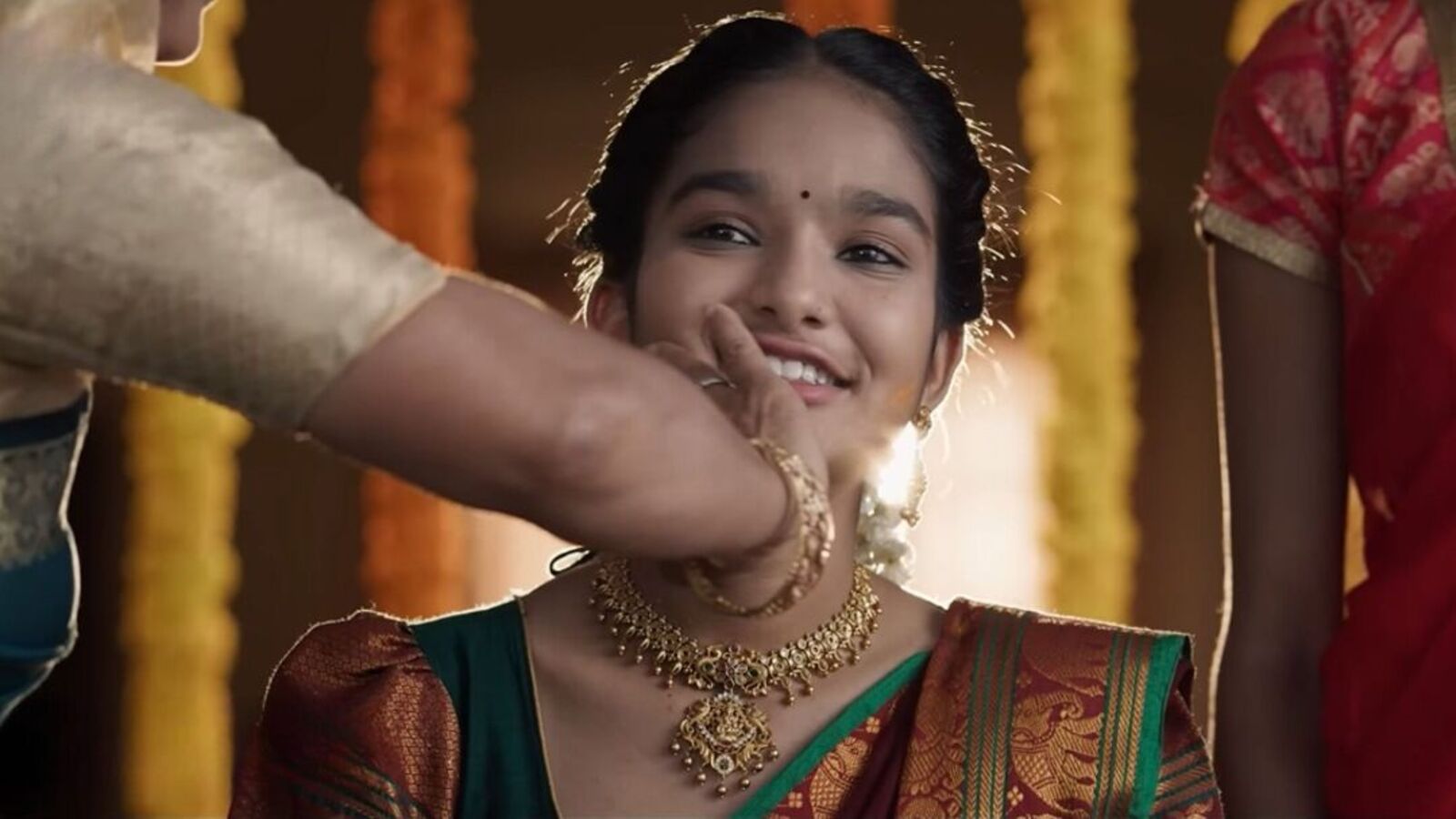 ఓటీటీలోకి నిన్న వచ్చిన తెలుగు ఫ్యామిలీ డ్రామా- తండ్రిని కాపాడుకునే కూతురు కథ- మనసుకు హత్తుకునే సీన్లతో- ఇక్కడ చూసేయండి!