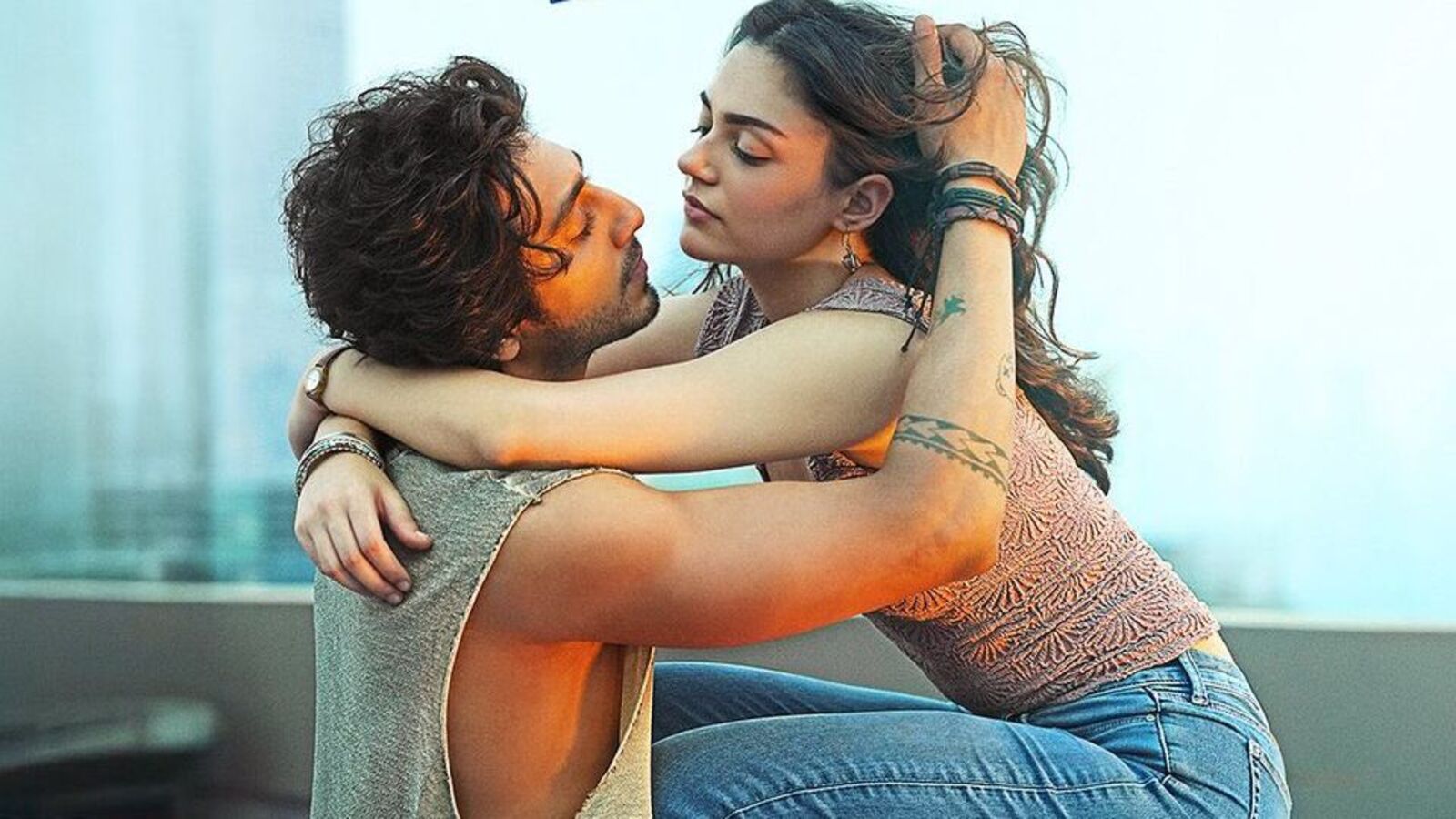 ఓటీటీలోకి ఇండియా బిగ్గెస్ట్ రొమాంటిక్ డ్రామా.. 540 కోట్ల మూవీ .. సైయారా డిజిటల్ స్ట్రీమింగ్ డేట్ ఇదే.. స్టోరీతో రివీల్