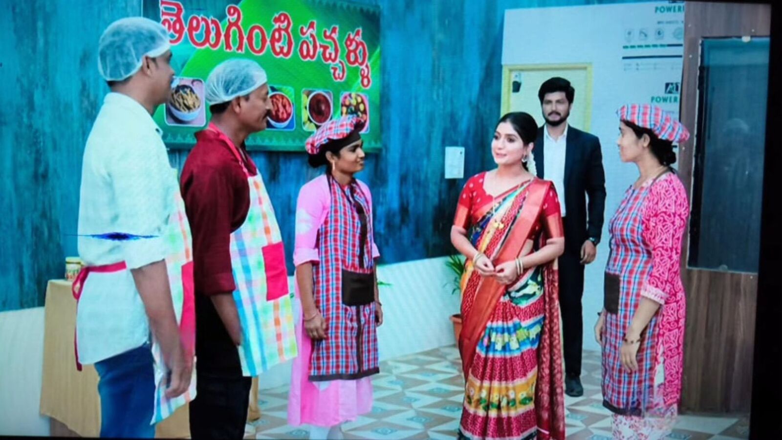 నిన్ను కోరి ఆగస్ట్ 15 ఎపిసోడ్: చంద్రకళకు పెళ్లయిందని తెలుసుకున్న అర్జున్- బెడిసికొట్టిన చంద్ర ప్లాన్- మెచ్చుకున్న విరాట్