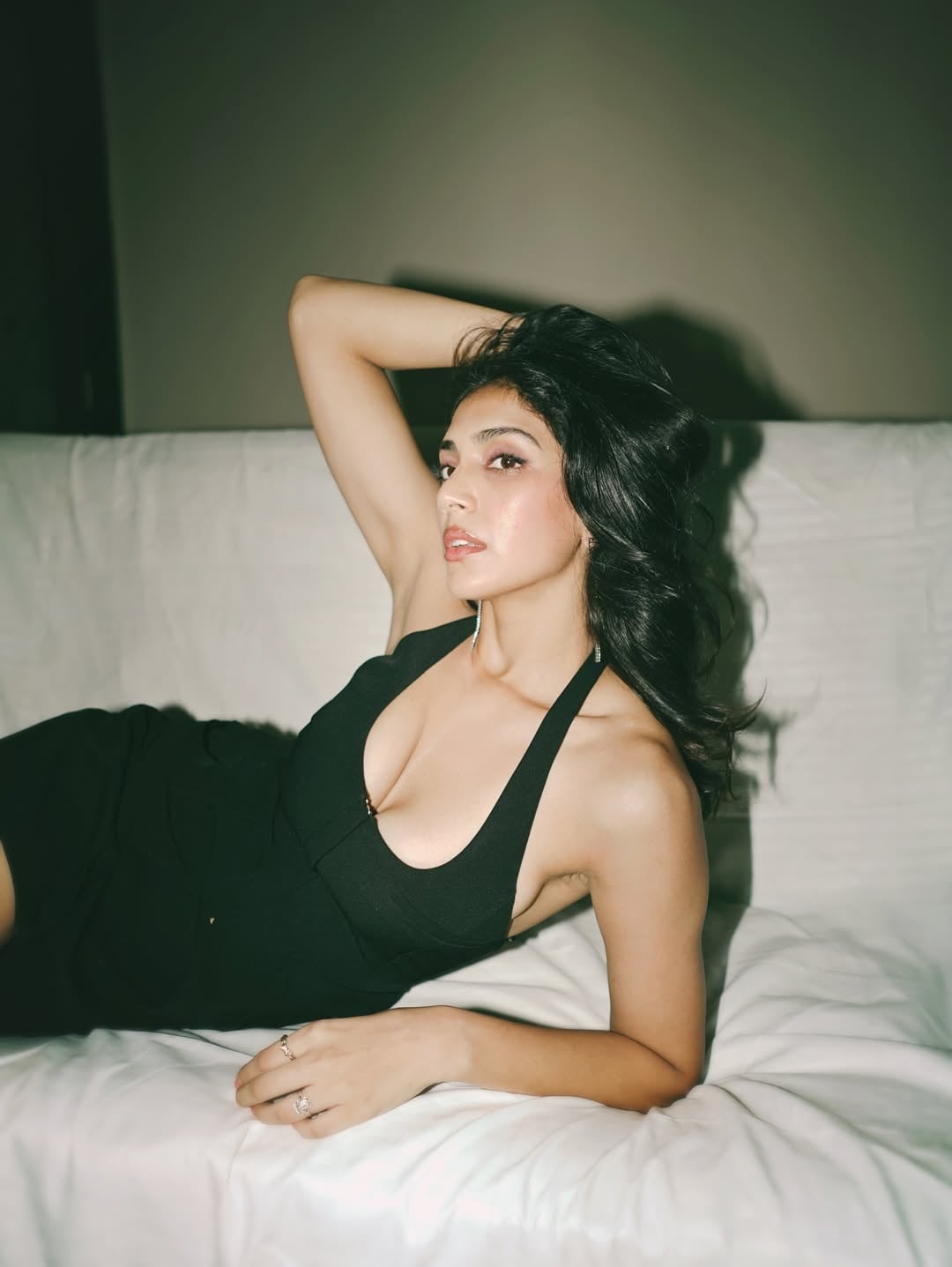 యోగితా బిహానీ తన కెరీర్‌ను మోడలింగ్, టీవీతో ప్రారంభించింది. కానీ ఆమెకు నిజమైన గుర్తింపు మాత్రం సూపర్ హిట్ చిత్రం 'ది కేరళ స్టోరీ'తో వచ్చింది. ఈ సినిమా ఏకంగా రూ. 300 కోట్ల కలెక్షన్స్ రాబట్టింది. 