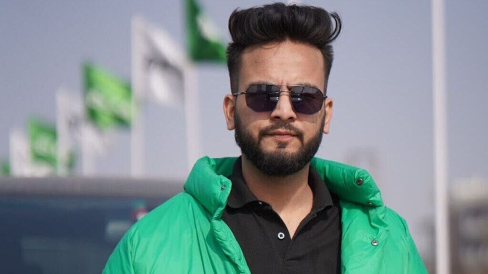 బిగ్​బాస్​ విన్నర్​ ఎల్విష్​ యాదవ్​​ ఇంటిపై కాల్పులు- ‘24 రౌండ్లు..’