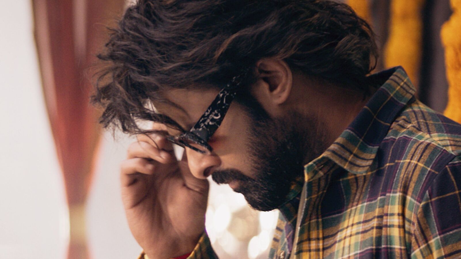 తిరుగులేని ప్రభాస్.. టాప్ 10లోకి దూసుకొచ్చిన పవన్ కల్యాణ్.. ఇండియాలో మోస్ట్ పాపులర్ యాక్టర్స్‌లో ఆరుగురు టాలీవుడ్ హీరోలు