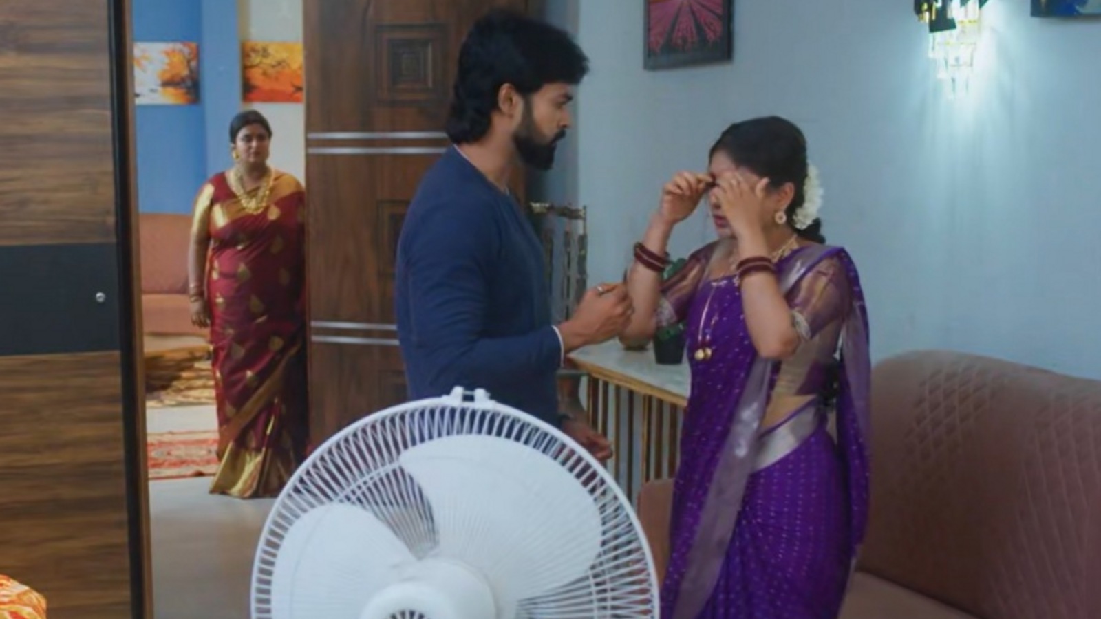 నిన్ను కోరి ఆగస్టు 20 ఎపిసోడ్: శాలిని కపట నాటకం.. తల్లీకూతురును ఇరికించిన చంద్ర.. భార్య, అత్తయ్య మధ్యలో విరాట్