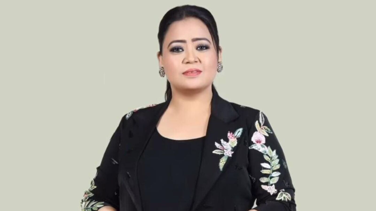 మీద పడేవారు.. ఎక్కడెక్కడో టచ్ చేసేవారు.. అప్పుడు అర్థం కాలేదు: కమెడియన్ షాకింగ్ కామెంట్స్