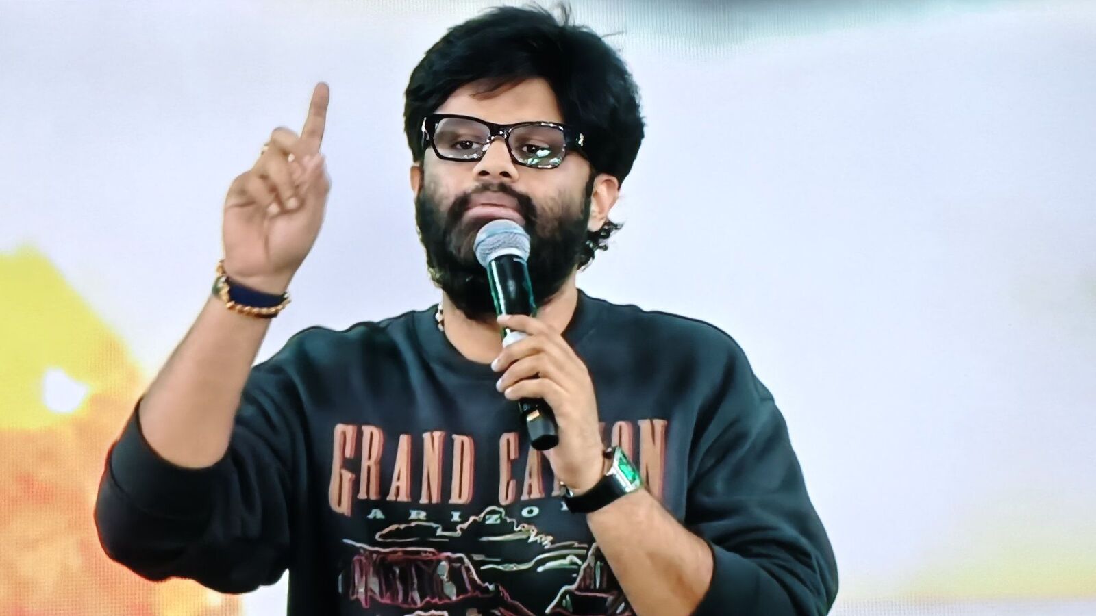 నన్ను చాలా మిస్ అవుతున్నట్టున్నారు.. ఇంకా ఆ టైమ్ రాలేదు.. మరో పదేళ్లు ఉంది: ట్రోలర్స్‌కు నాగ వంశీ స్ట్రాంగ్ రిప్లై