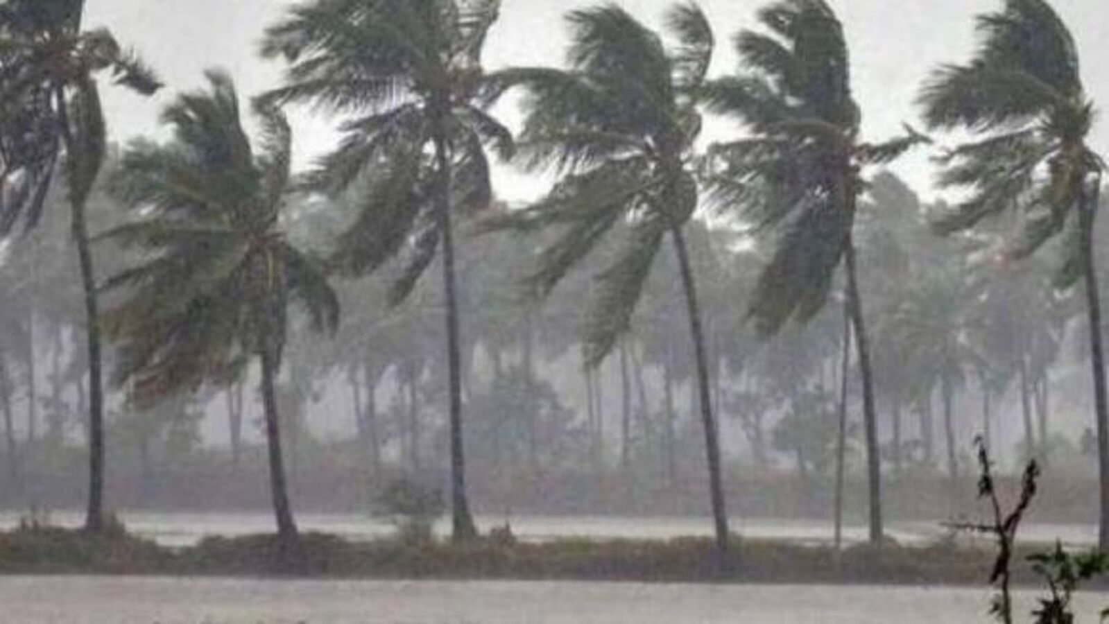 అల్పపీడనం ప్రభావం : ఏపీలో ఈ 2 రోజులు భారీ వర్షాలు - ఉత్తరాంధ్రకు హెచ్చరికలు