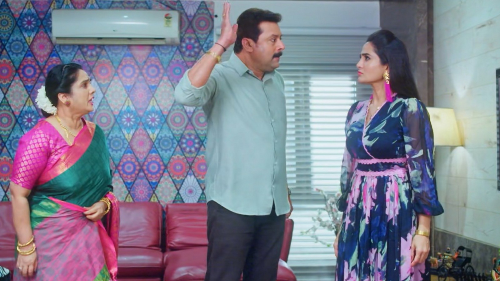 కార్తీక దీపం 2 టుడే ఎపిసోడ్: చిచ్చు పెడుతున్న జ్యోత్స్న..సుమిత్ర క్షమాపణ చెప్పాల్సిందేనన్న దశరథ.. డ్యూటీకి దీప, కార్తీక్