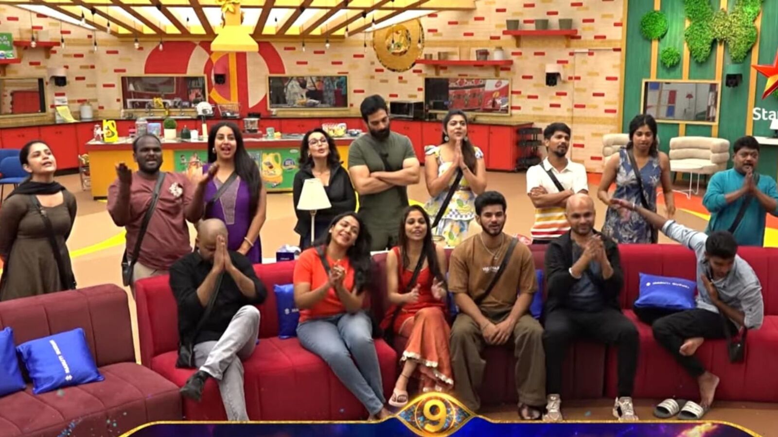 బిగ్ బాస్ ఓటింగ్‌ టాప్‌లో సీరియల్ హీరోయిన్.. అట్టడుగున కొరియోగ్రాఫర్.. మొదటి వారం ఎలిమినేషన్‌‌కి దగ్గరిగా ఆ ఇద్దరు!