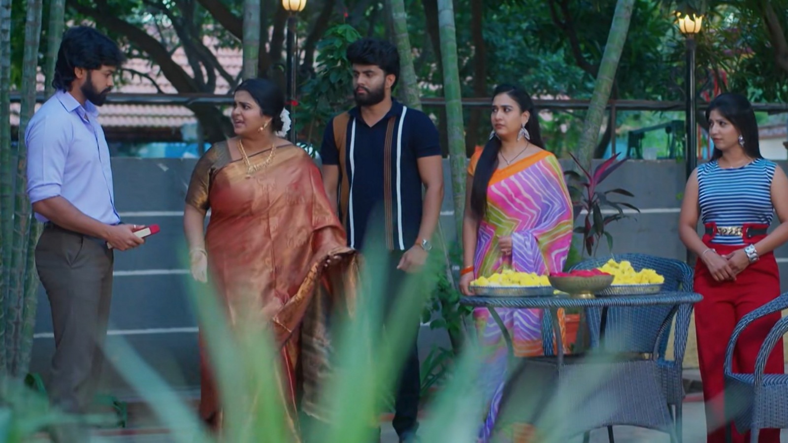 నిన్ను కోరి సెప్టెంబర్ 17 ఎపిసోడ్: బ‌ర్త్‌డే రోజు బాధ‌లో చంద్ర‌.. విరాట్ స‌ర్‌ప్రైజ్ ప్లాన్‌.. అల్లుడిపై శ్యామల ఫైర్