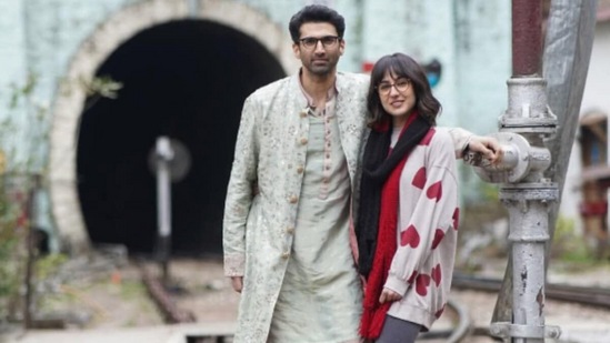 మెట్రో ఇన్ దినో - అనురాగ్ బసు దర్శకత్వంలో తెరకెక్కిన ఈ భావోద్వేగపూరిత సినిమా నెట్ఫ్లిక్స్లో ఆకట్టుకుంటోంది. ఈ సినిమాలో సారా అలీ ఖాన్, ఆదిత్య రాయ్ కపూర్, అలీ ఫజల్, ఫాతిమా సన షేక్, అనుపమ్ ఖేర్, నీనా గుప్తా తదితరులు నటించారు. నెట్ఫ్లిక్స్ ట్రెండ్లో ఈ సినిమా 9వ స్థానంలో ఉంది. మెట్రో ఇన్ దినో - అనురాగ్ బసు దర్శకత్వంలో తెరకెక్కిన ఈ భావోద్వేగపూరిత సినిమా నెట్ఫ్లిక్స్లో ఆకట్టుకుంటోంది. ఈ సినిమాలో సారా అలీ ఖాన్, ఆదిత్య రాయ్ కపూర్, అలీ ఫజల్, ఫాతిమా సన షేక్, అనుపమ్ ఖేర్, నీనా గుప్తా తదితరులు నటించారు. నెట్ఫ్లిక్స్ ట్రెండ్లో ఈ సినిమా 9వ స్థానంలో ఉంది.