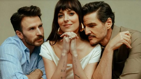 మెటీరియలిస్ట్స్ - నెట్‌ఫ్లిక్స్ ట్రెండ్‌లో ఐదవ స్థానంలో అమెరికన్ రొమాంటిక్ సినిమా మెటీరియలిస్ట్స్ ఉంది. ఈ సినిమాలో 50 షేడ్స్ ఆఫ్ గ్రే హీరోయిన్ డకోటా జాన్సన్, క్రిస్ ఇవాన్స్, పెడ్రో పాస్కల్ నటించారు. ఈ సినిమాను సెలీన్ సాంగ్ రాసి, దర్శకత్వం వహించారు.