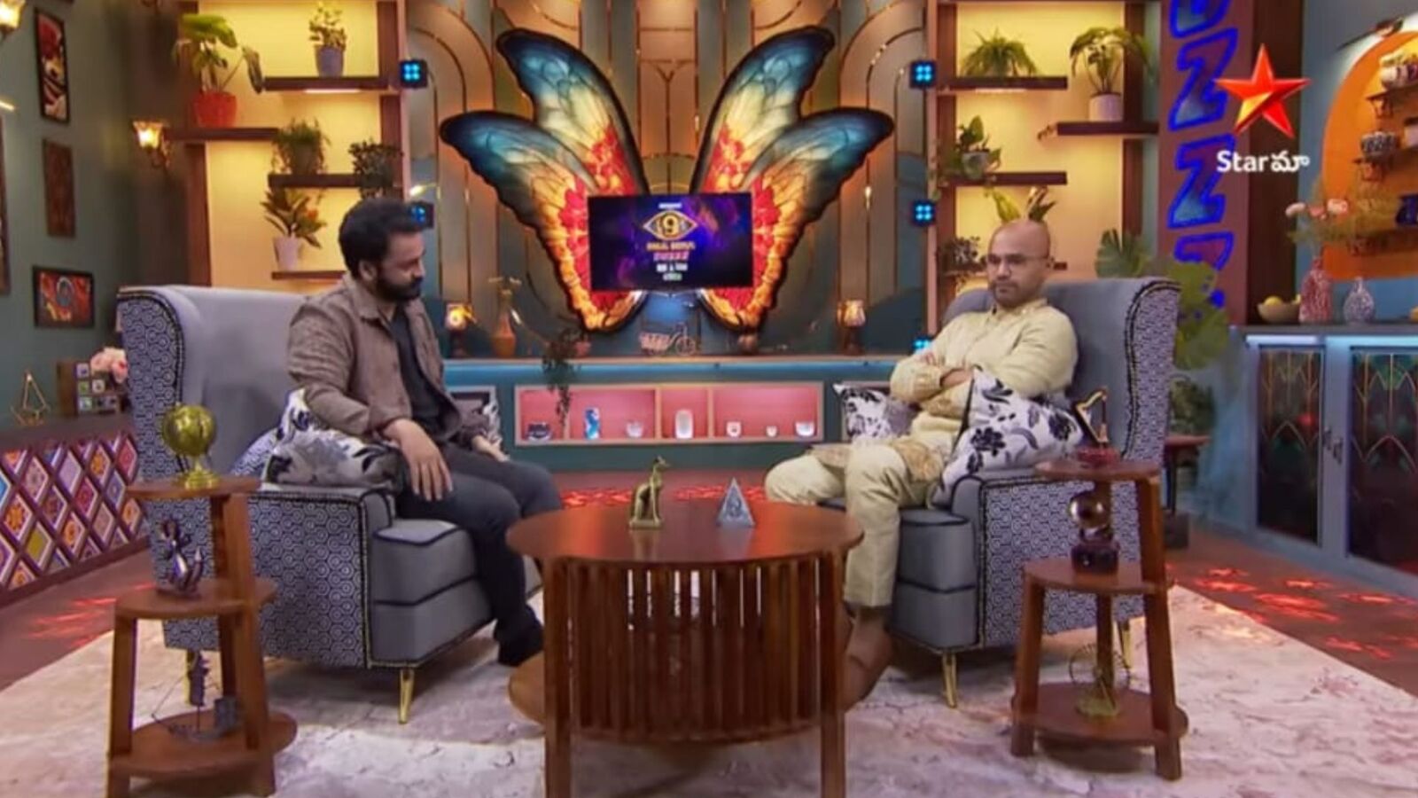 మీరు మాట కూడా జారారు- ఎలిమినేట్ అయిన మనీష్ మర్యాదతో హీరో శివాజీ- బిగ్ బాస్ బజ్‌లో ఒప్పుకున్న కామనర్