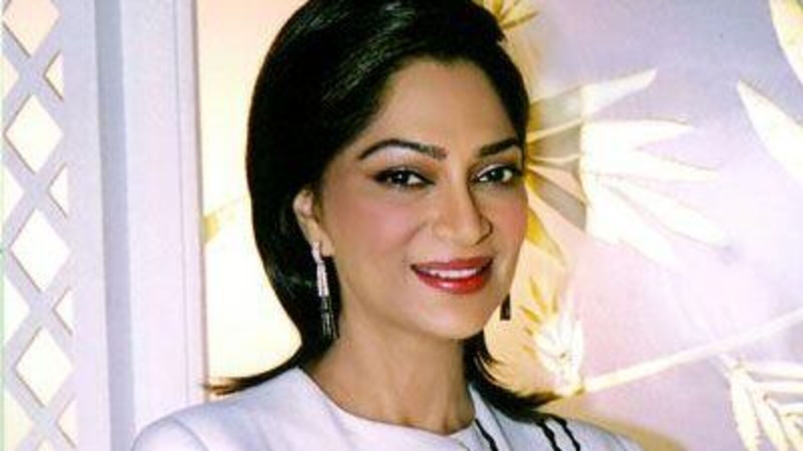 రావణుడు రాక్షసుడు కాదు నాటీ.. కిడ్నాప్ చేశాడు కానీ ఆమెకు చాలా రెస్పెక్ట్ ఇచ్చాడు.. యాసిడ్ పోయలేదు: నటి దసరా విషెస్ వైరల్