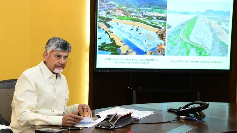 గోదావరి పుష్కరాల నాటికి పోలవరం పనులు పూర్తి చేయండి 