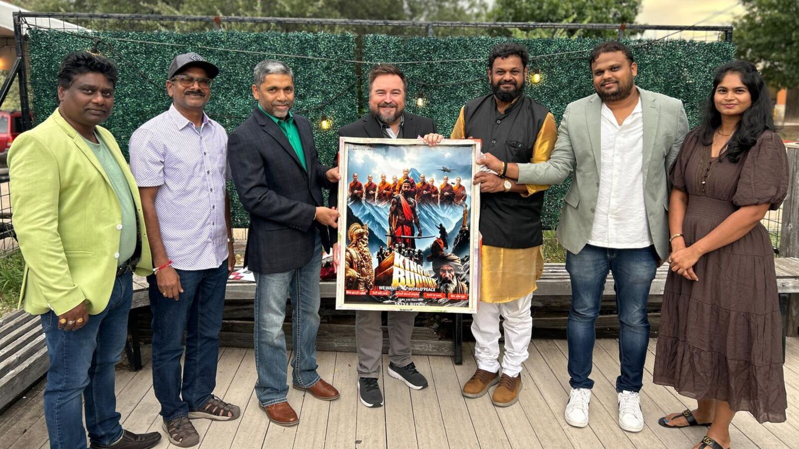 హాలీవుడ్‌లో తెలుగు డైరెక్టర్ సత్యారెడ్డి స్ట్రయిట్ సినిమా కింగ్ బుద్ధా.. అమెరికాలో పోస్టర్ లాంచ్- 30 ఏళ్ల అనుభవంతో!