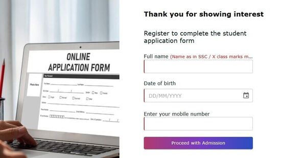 కోర్సుల వివరాల సమాచారం తెలుసుకునేందుకు 0863-2346222 / 2346208 / 2346214 నెంబర్లను సంప్రదించవచ్చు. anucdedirector@gmail.com మెయిల్ కూడా చేయవచ్చు.