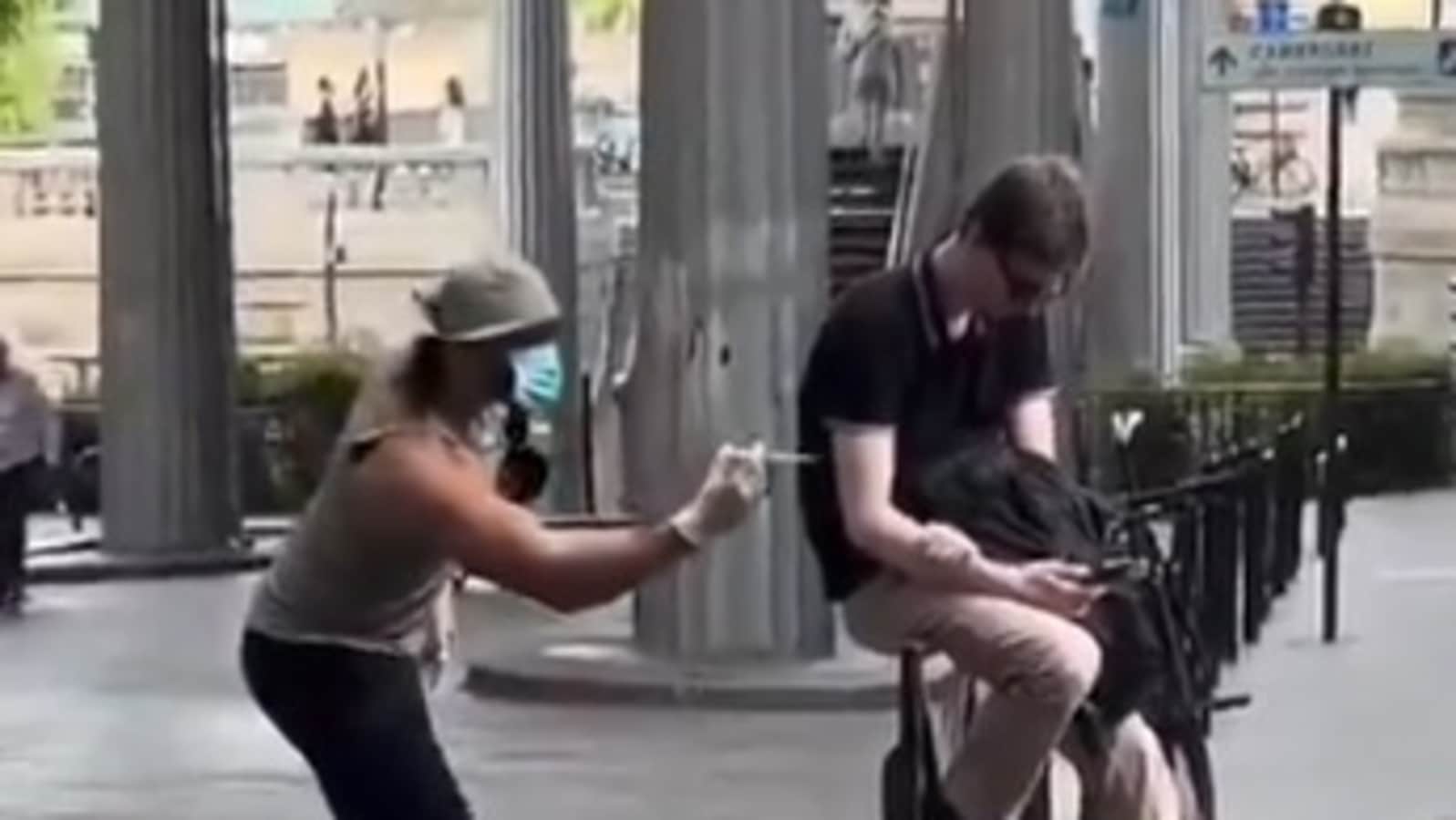 కంటెంట్​ కోసం ప్రజలను సూదులతో పొడిచి భయపెట్టాడు! తీసుకెళ్లి జైలులో పడేశారు..