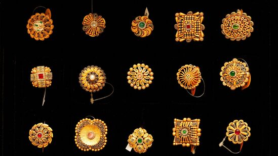 ఇక చెన్నైలో 10గ్రాముల 22 క్యారెట్ల గోల్డ్​ ధర రూ. 1,09,511గాను, 24 క్యారెట్ల పసిడి ధర రూ. 1,19,471గాను ఉంది. 100 గ్రాముల సిల్వర్​ రేటు రూ. 16,760 ఉంది.