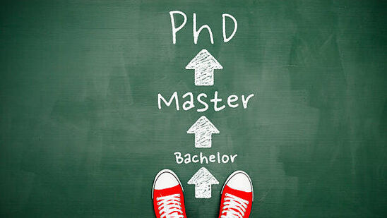 ఏపీలో పీజీ పూర్తి చేసిన విద్యార్థులకు శుభవార్త. పీహెచ్డీ కోర్సులకు అడ్మిషన్ కోసం ఆంధ్రప్రదేశ్ రీసెర్చ్ కామన్ ఎంట్రన్స్ టెస్ట్ (APRCET-2024-25) నోటిఫికేషన్ విడుదల చేసింది. ఏపీలో పీజీ పూర్తి చేసిన విద్యార్థులకు శుభవార్త. పీహెచ్డీ కోర్సులకు అడ్మిషన్ కోసం ఆంధ్రప్రదేశ్ రీసెర్చ్ కామన్ ఎంట్రన్స్ టెస్ట్ (APRCET-2024-25) నోటిఫికేషన్ విడుదల చేసింది.