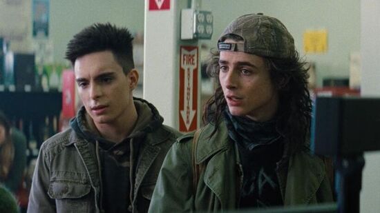 ఈ సినిమా కథను జర్నలిస్ట్, మాజీ రాజకీయ స్విచ్ రైటర్ డేవిడ్ సిరోటా సహకారంతో అభివృద్ధి చేశారు. రాజకీయ నాయకులు వాతావరణ సంక్షోభాన్ని ఎందుకు తీవ్రంగా పరిగణించడం లేదో మేకర్స్ లోతుగా పరిశోధించారు. ఈ సినిమా కథను జర్నలిస్ట్, మాజీ రాజకీయ స్విచ్ రైటర్ డేవిడ్ సిరోటా సహకారంతో అభివృద్ధి చేశారు. రాజకీయ నాయకులు వాతావరణ సంక్షోభాన్ని ఎందుకు తీవ్రంగా పరిగణించడం లేదో మేకర్స్ లోతుగా పరిశోధించారు.