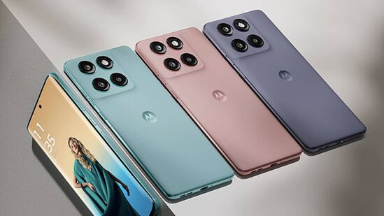 మోటోరోలా ఎడ్జ్ 60 ప్రో వాస్తవ ధర రూ .36,999, కానీ ఇప్పుడు ఇది ఫ్లిప్ కార్ట్ బిగ్ ధమాకా సేల్ లో కేవలం రూ .26,999 కు లభిస్తుంది. ఇది ఇప్పటివరకు అతిపెద్ద డిస్కౌంట్. అలాగే, ఎస్బీఐ కార్డు లేదా ఫ్లిప్కార్ట్ యాక్సిస్ బ్యాంక్ కార్డుతో చెల్లింపులపై అదనంగా 10% తగ్గింపు లభిస్తుంది.